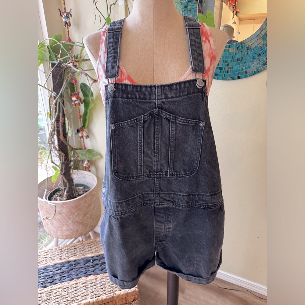 Black Old Navy shortalls